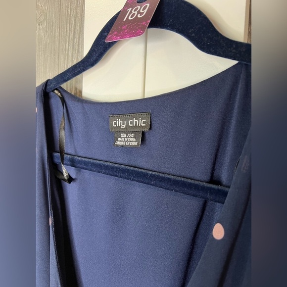 189. NWT City Chic Eloise Top XXL/24 - Picture 5 of 7